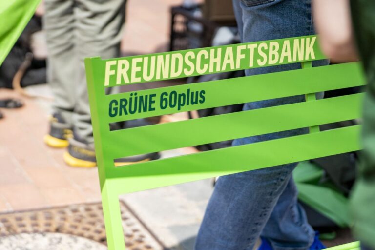 Europe wide (friendship-)bench campaign